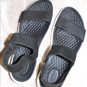 Black elastic / rubber Crocs sandals